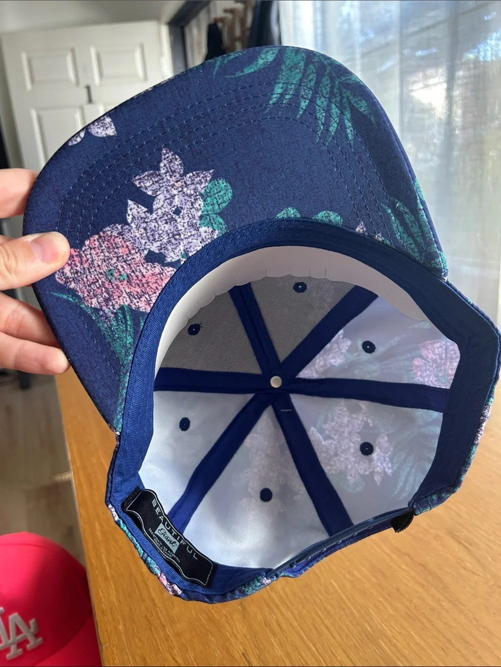 NWT Beautiful Giant Snap Back. One size. - Picture 7 of 7
